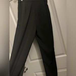 New with tags! Black pants from Lulus. High waisted. Small.